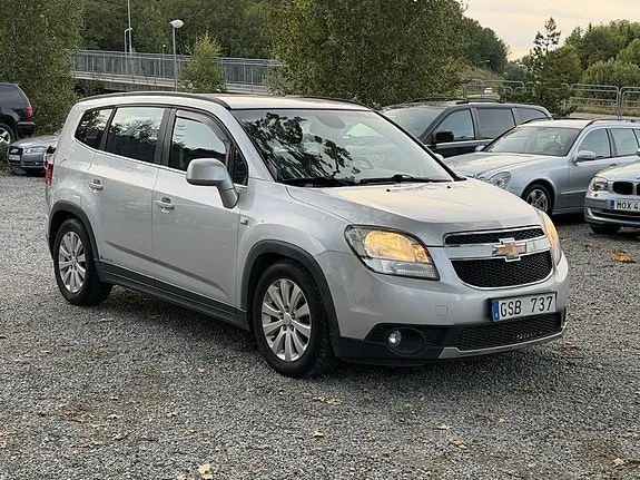 Chevrolet Orlando 2012 photo 2