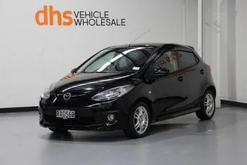 Mazda Demio 2008 photo 4