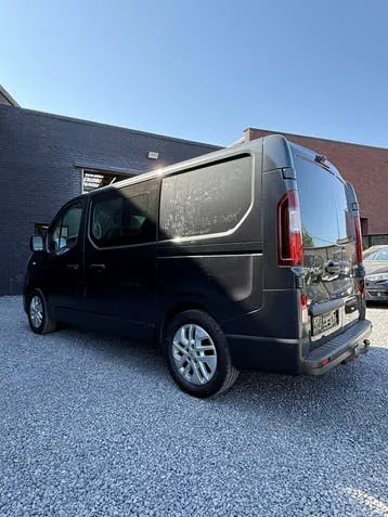 Renault Trafic 2021 photo 3