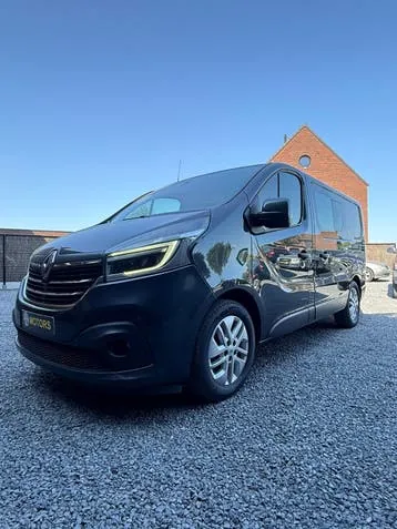 Renault Trafic 2021 photo 2