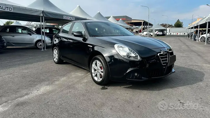 Alfa Romeo Giulietta 2011 photo 4