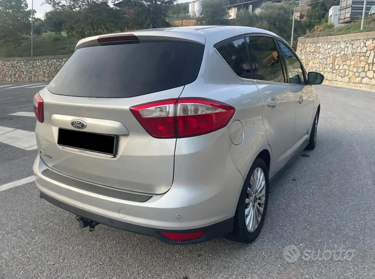 Ford C-Max 2011 photo 2