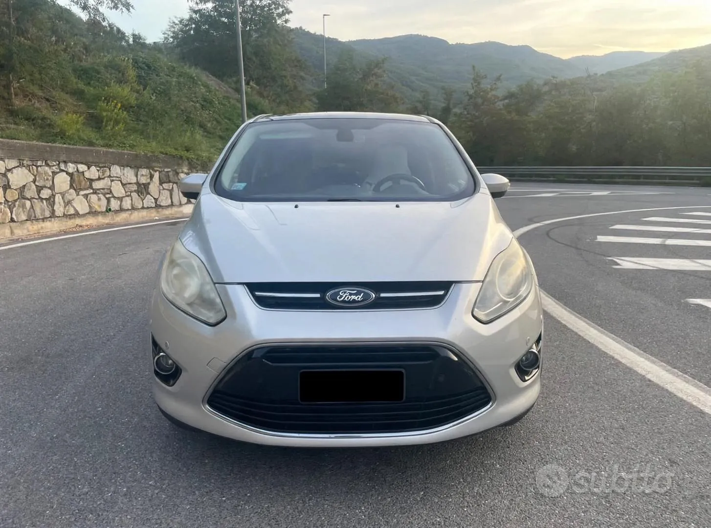 Ford C-Max 2011 photo 4