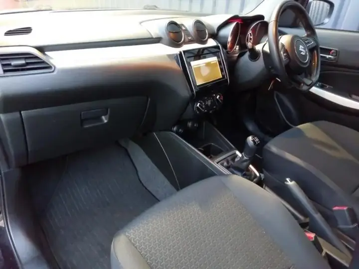 Suzuki Swift 2021 photo 5