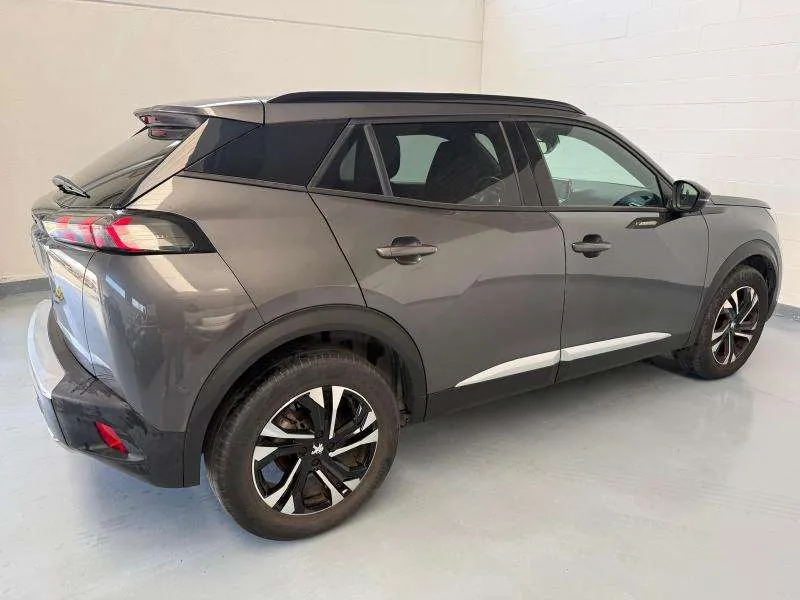 Peugeot 2008 2023 photo 5