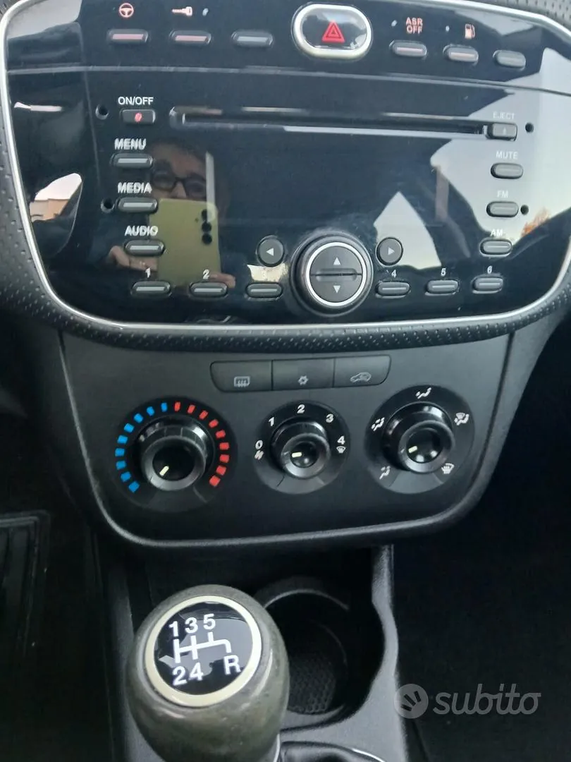 Fiat Punto Evo 2010 photo 4