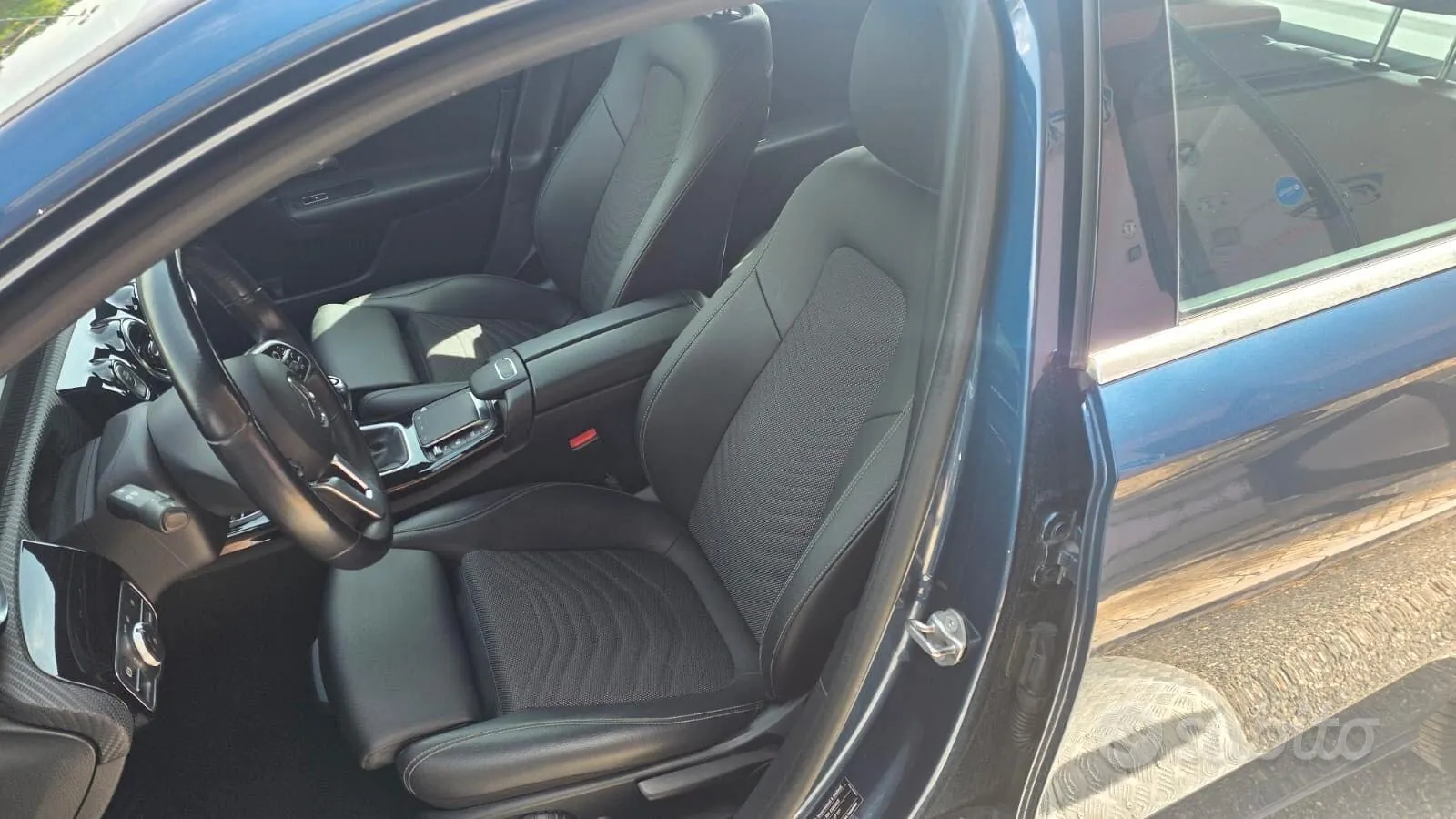 Mercedes-Benz A 180D 2021 photo 3