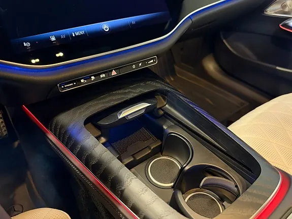 Mercedes-Benz E300 2024 photo 4