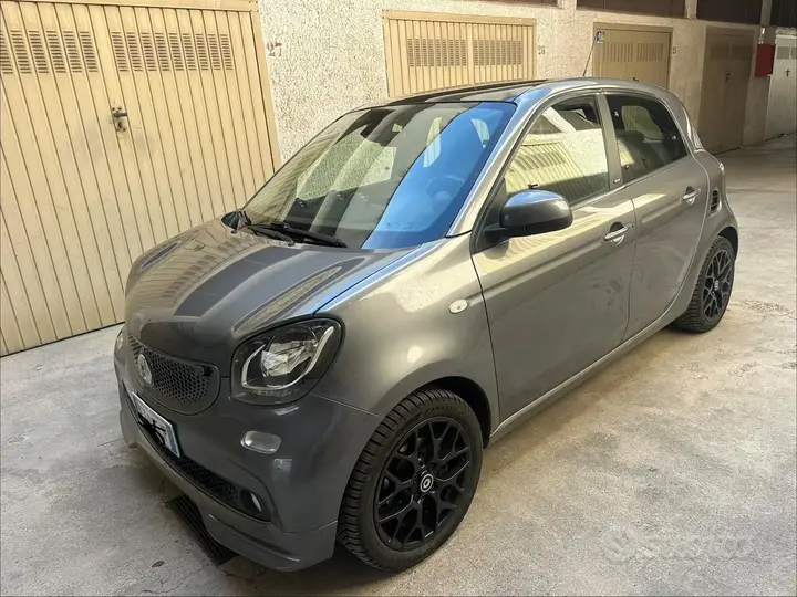 Smart Forfour 2019 photo 2