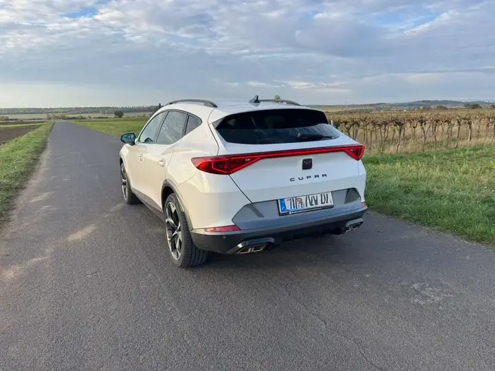 Cupra Formentor 2021 photo 3