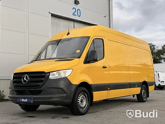 Mercedes-Benz Sprinter 208