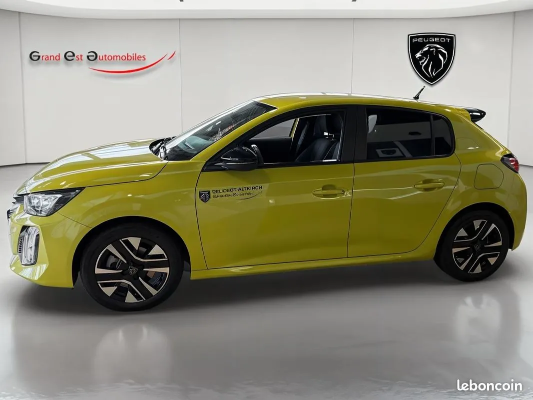 Peugeot 208 2026 photo 2