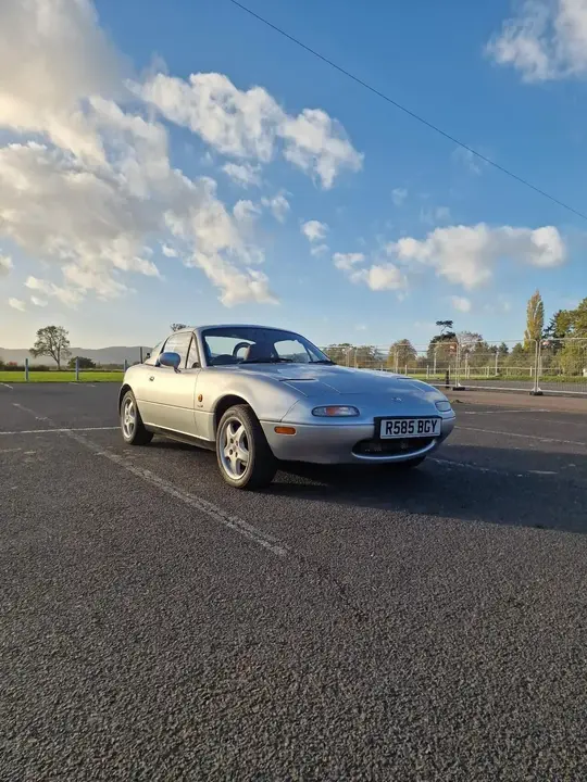 Mazda Mx-5 1997 photo 3