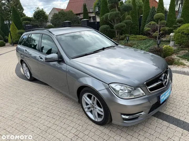 Mercedes-Benz C-Class 2013 photo 2