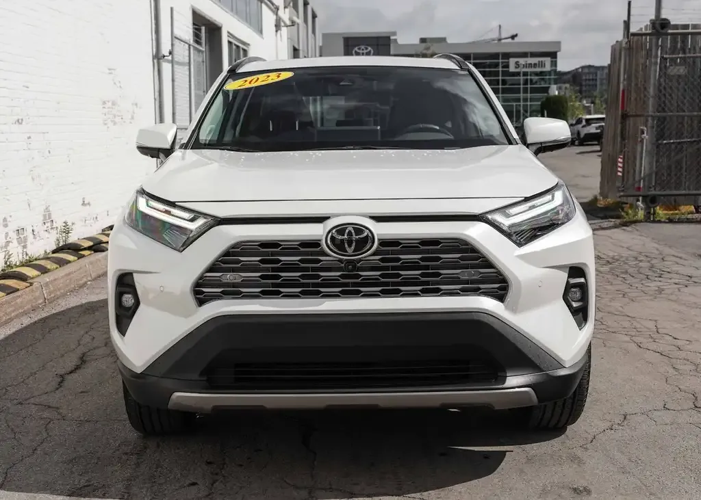 Toyota Rav4 2023 photo 2