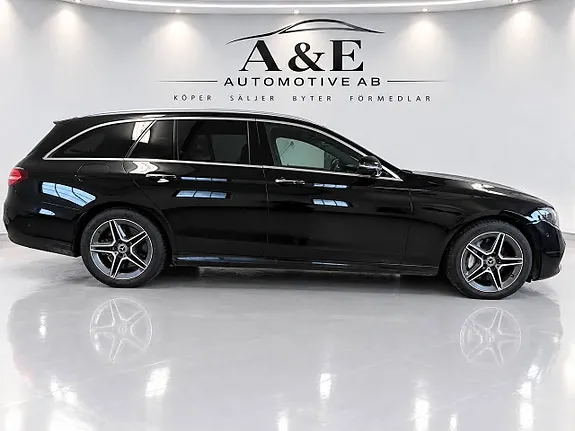 Mercedes-Benz E300 2021 photo 2