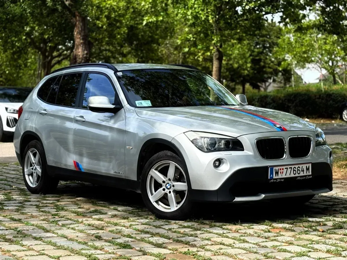 BMW X1 2011 photo 2