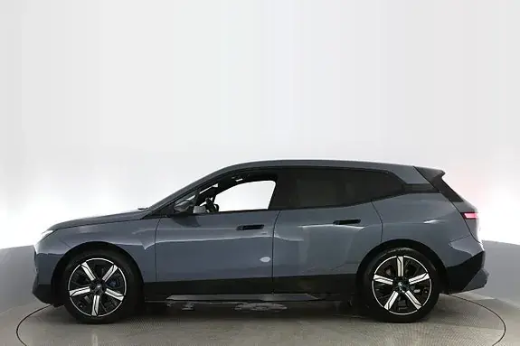 BMW Ix 2022 photo 2