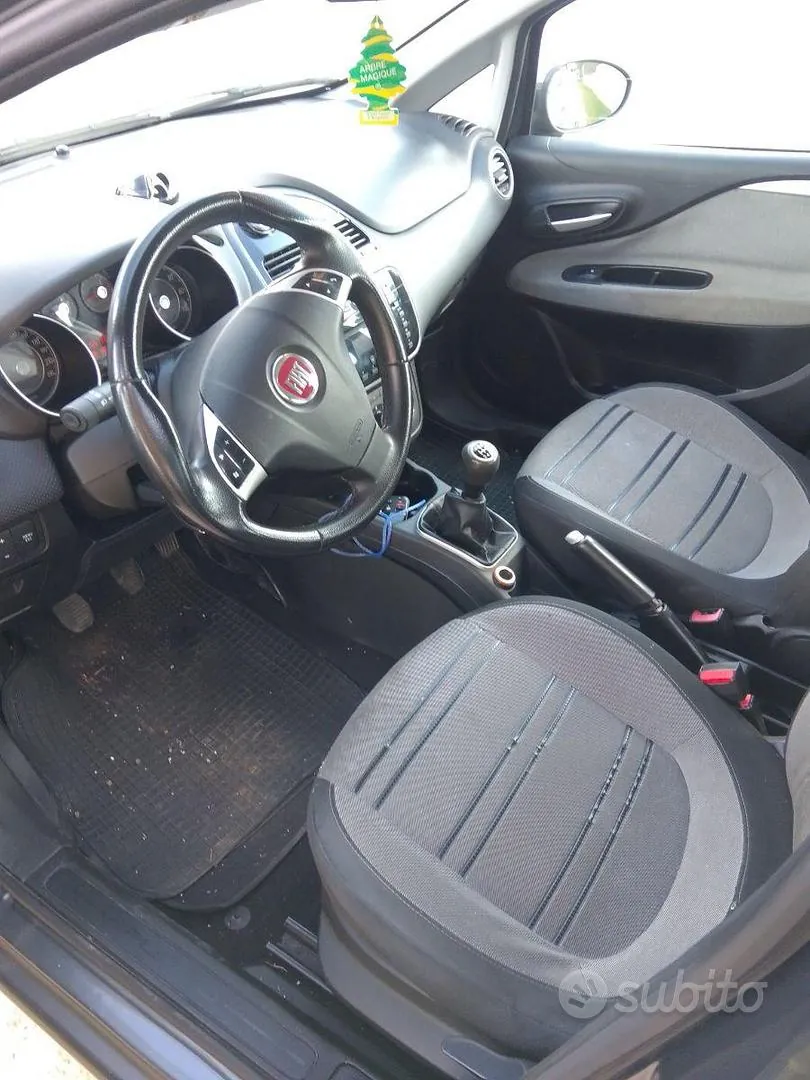 Fiat Punto Evo 2011 photo 3