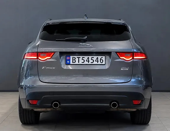 Jaguar F-Pace 2017 photo 3