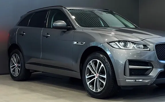Jaguar F-Pace 2017 photo 5