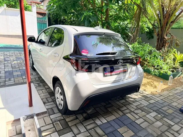 Toyota Yaris 2024 photo 2