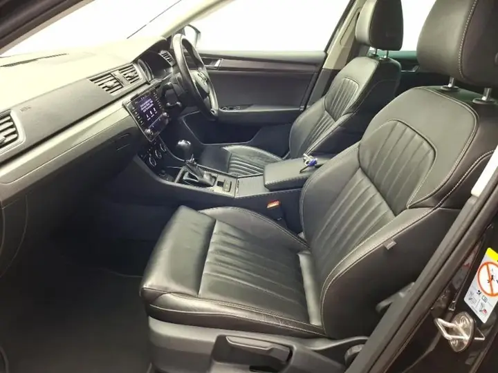 Skoda Superb 2020 photo 5