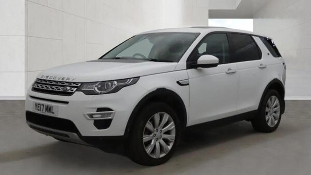 Land Rover Discovery Sport 2017 photo 4