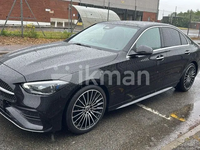 Mercedes-Benz C200