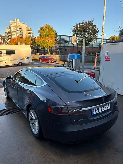 Tesla Model S 2018 photo 5