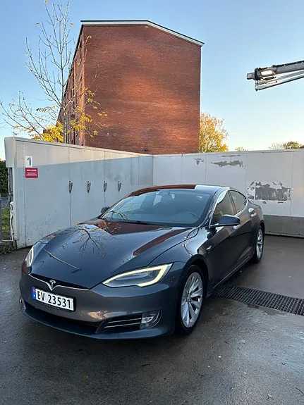 Tesla Model S