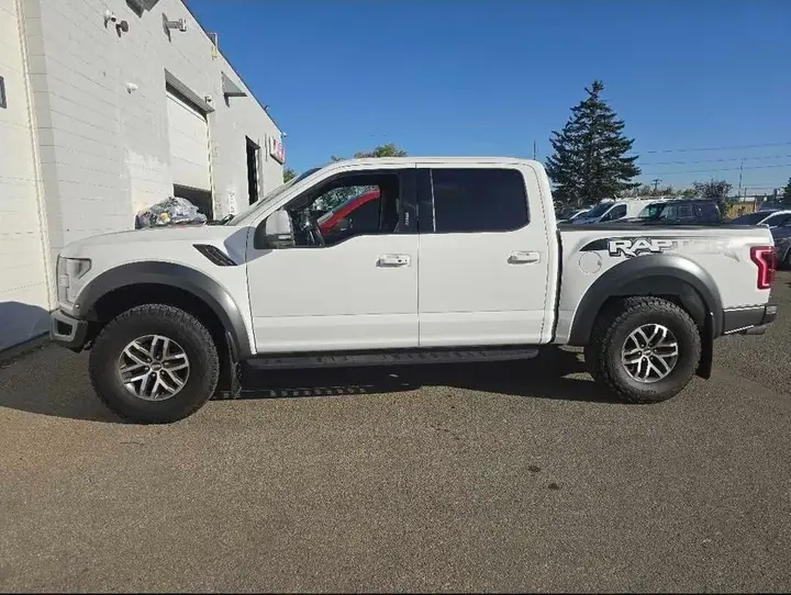 Ford F-150 Raptor 2018 photo 2