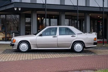 Mercedes-Benz 190 E 1986 photo 2