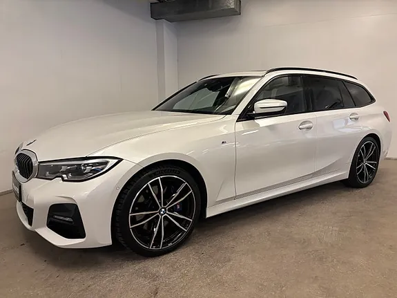 BMW 330I 2020 photo 2