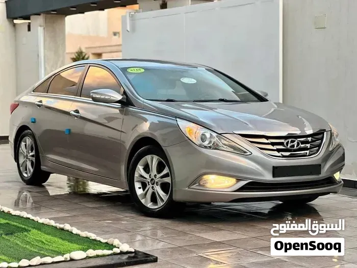 Hyundai Sonata 2012 photo 4