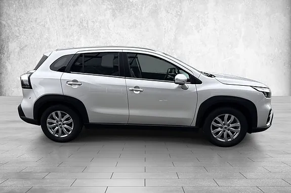 Suzuki S-Cross 2024 photo 4
