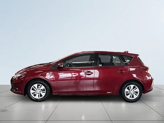 Toyota Auris 2018 photo 4