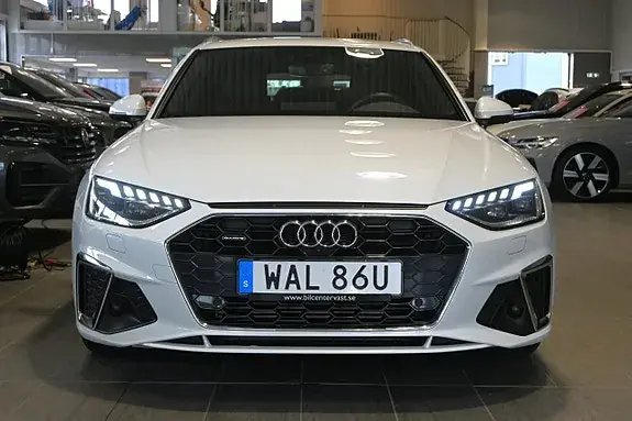 Audi A4 2023 photo 5