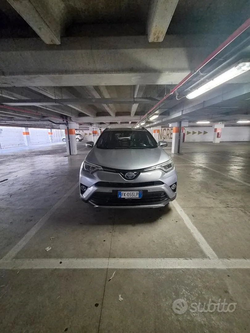 Toyota Rav4 2017 photo 5