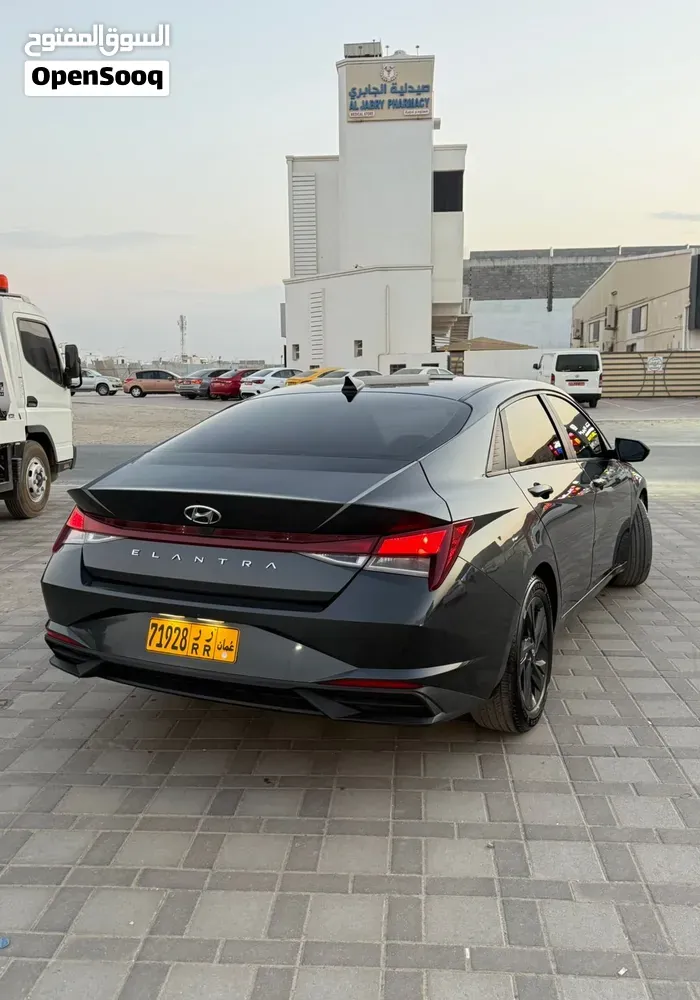 Hyundai Elantra 2021 photo 3