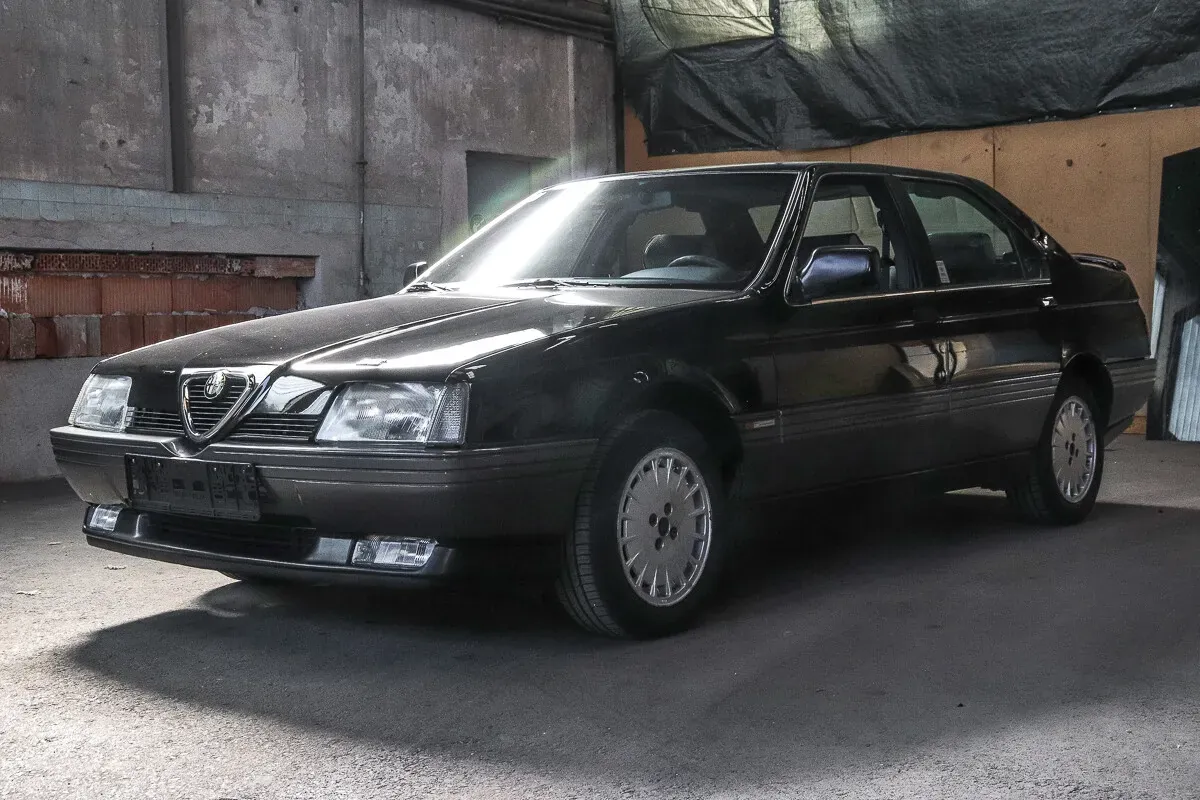 Alfa Romeo 164 1990 photo 2