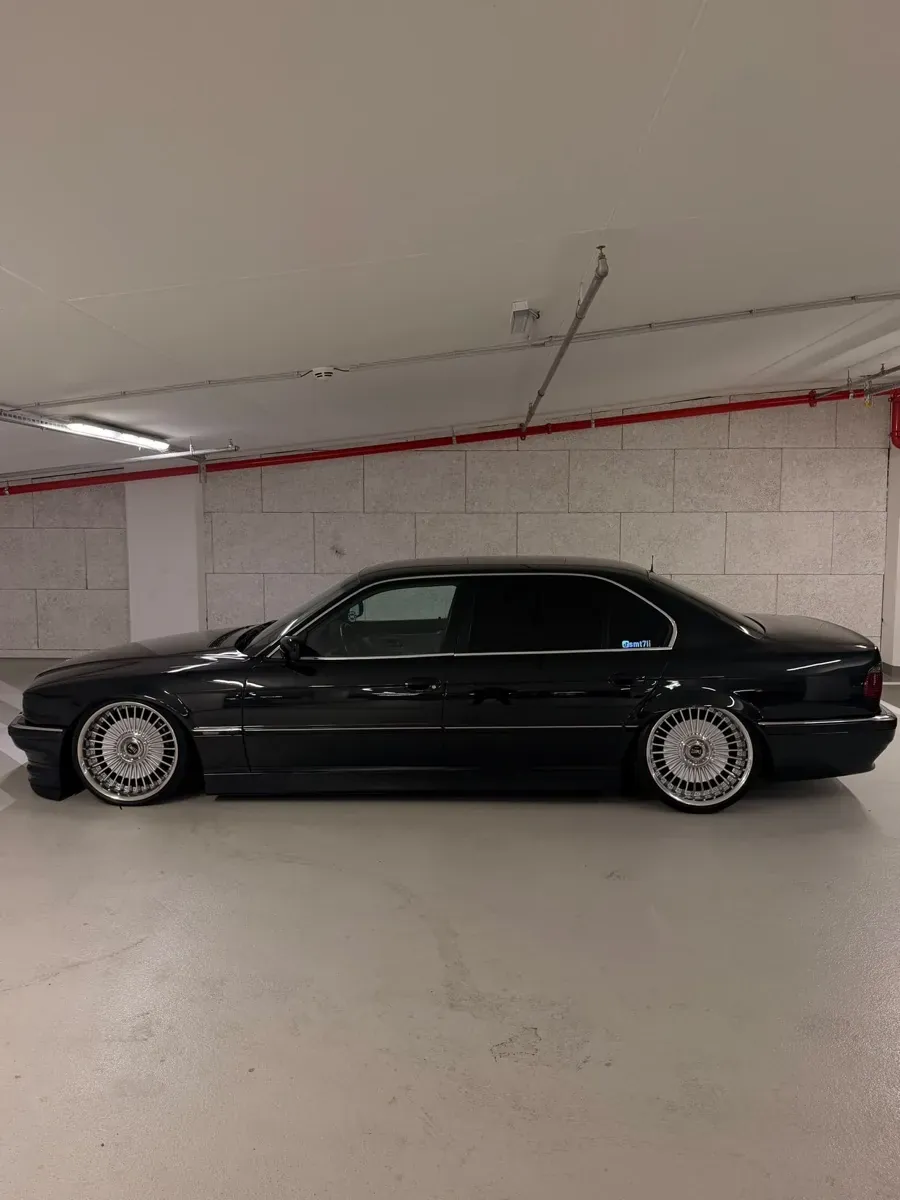 BMW 7 Series 1999 photo 2