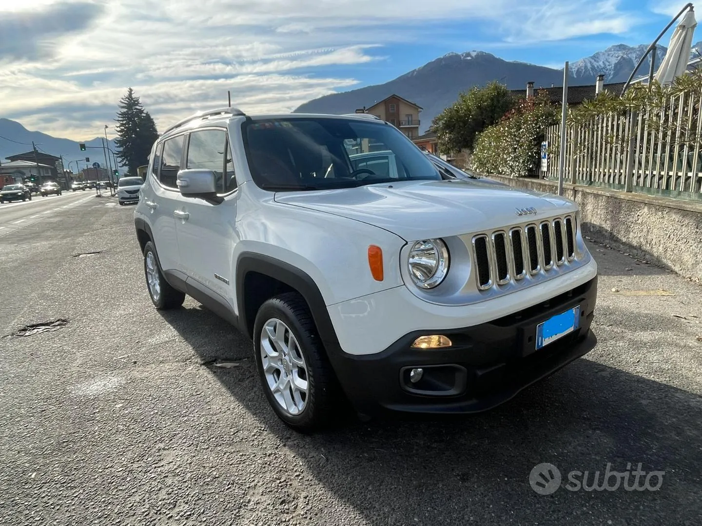 Jeep Renegade 2018 photo 2