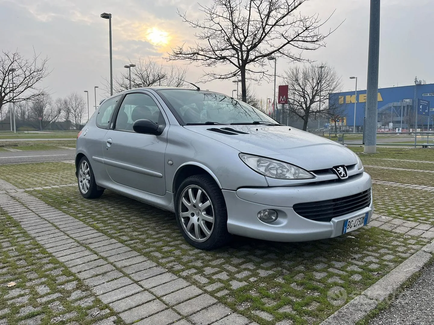 Peugeot 206