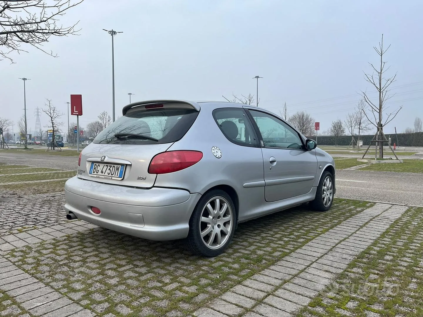 Peugeot 206 1999 photo 2