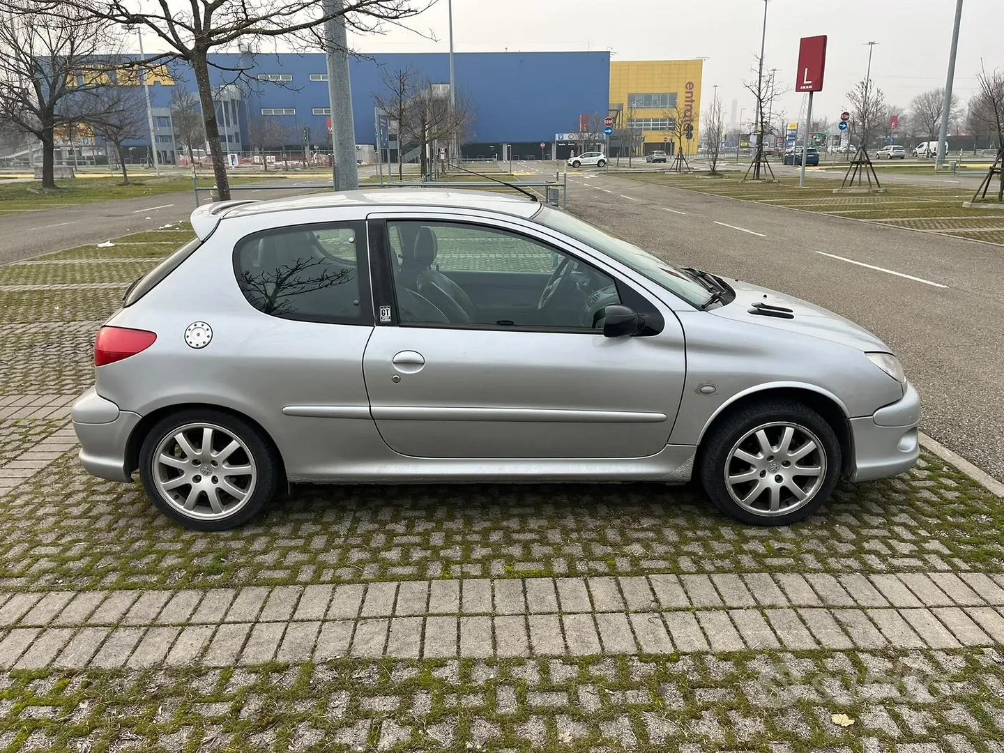 Peugeot 206 1999 photo 3