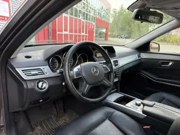 Mercedes-Benz E-Class 2014 photo 3