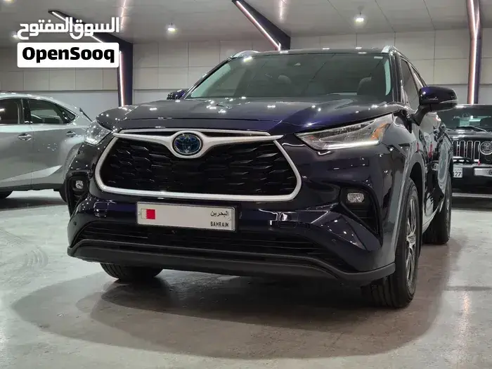 Toyota Highlander 2023 photo 3