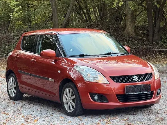 Suzuki Swift 2011 photo 5