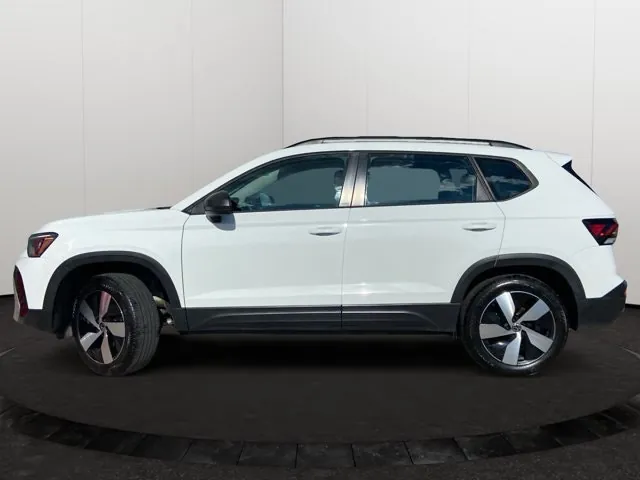 Volkswagen Taos 2025 photo 2